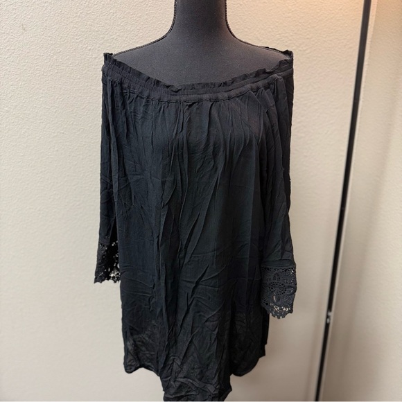 Chelsea & Theodore Tops - NWT Chelsea & Theodore Off Shoulder Gauze Black Summer Top. Size XXL